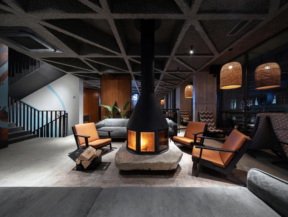Baza Smart Hotel 부코벨 외부 사진