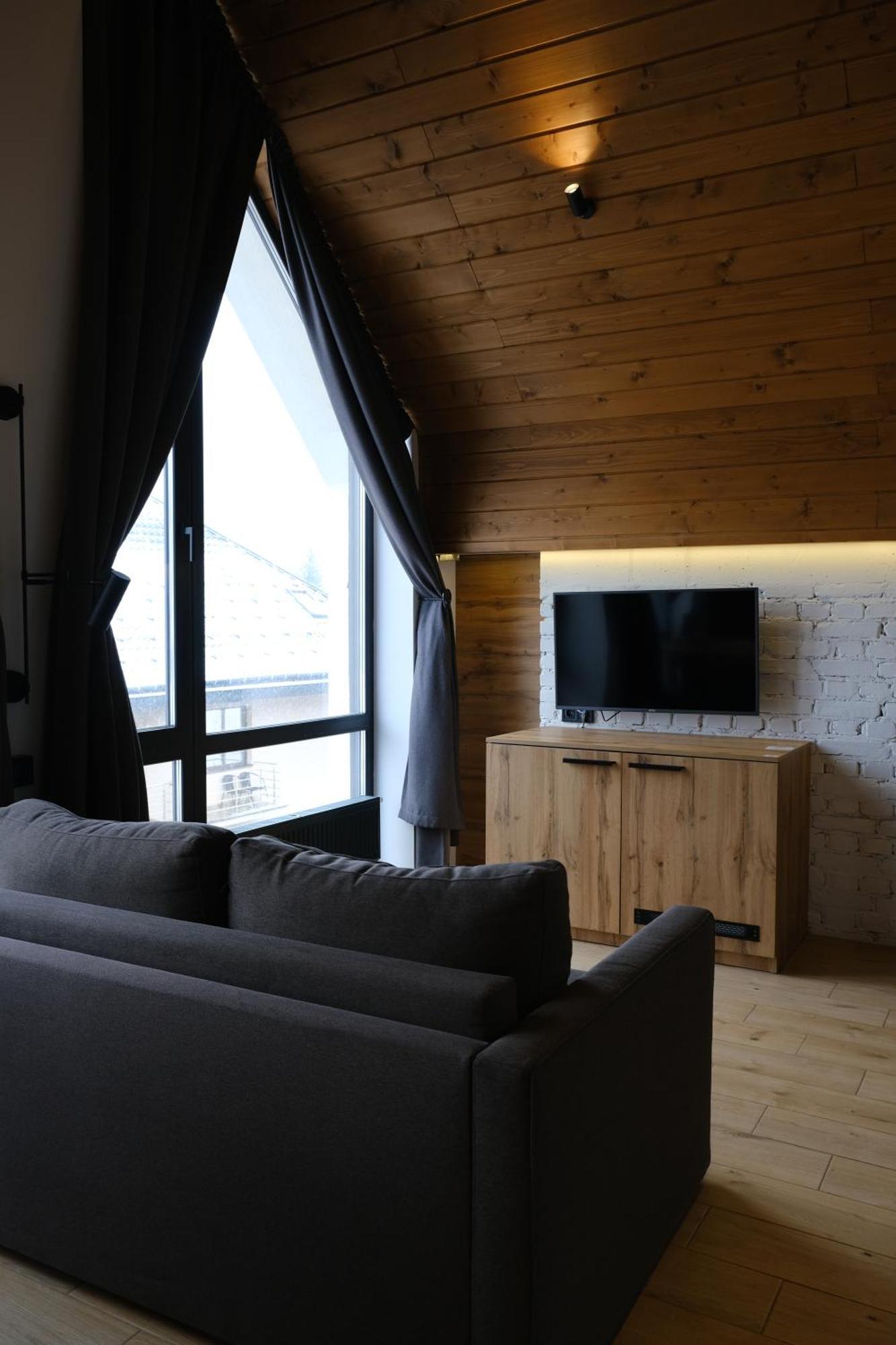 Baza Smart Hotel 부코벨 외부 사진